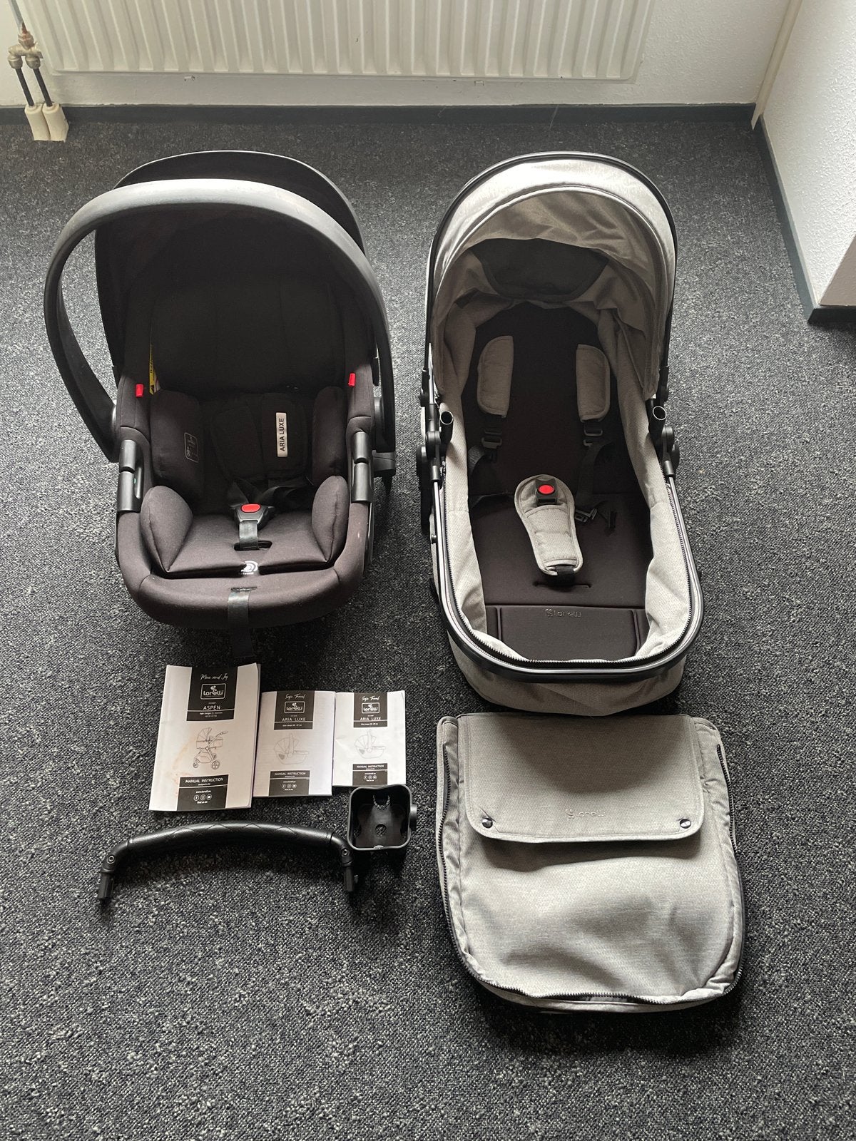 Lorelli Aria Luxe 3-in-1 Kinderwagen met Autostoel, Autogordel, Verstelbare rugleuning, Zo goed als nieuw, 0 t/m 13 kg