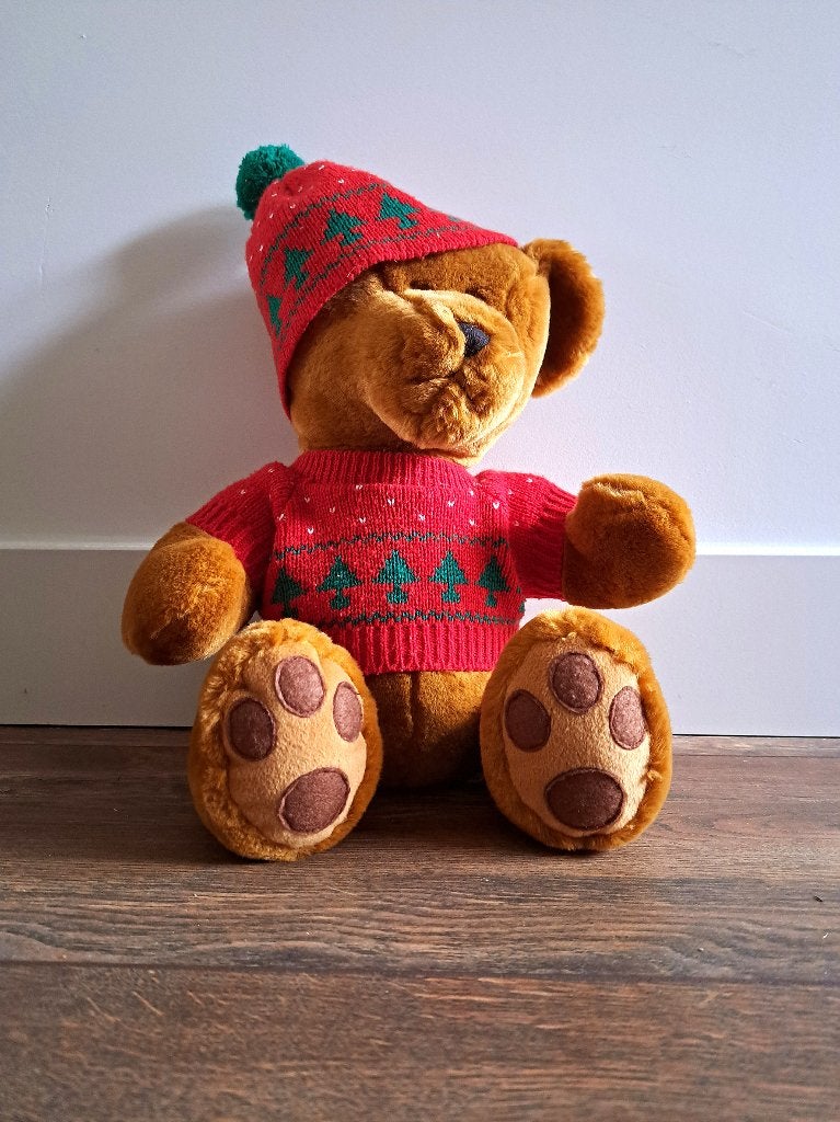 Leuke, zachte kerstbeer met kerstkleding, Diversen, Ophalen of Verzenden, Zo goed als nieuw