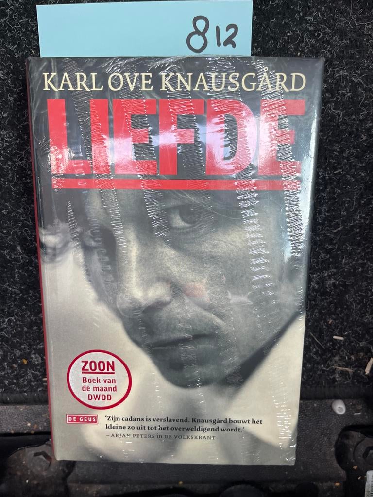 Karl Ove Knausgård - Liefde (Boek van de maand DWDD), Boeken, Ophalen of Verzenden, Nieuw, Europa overig