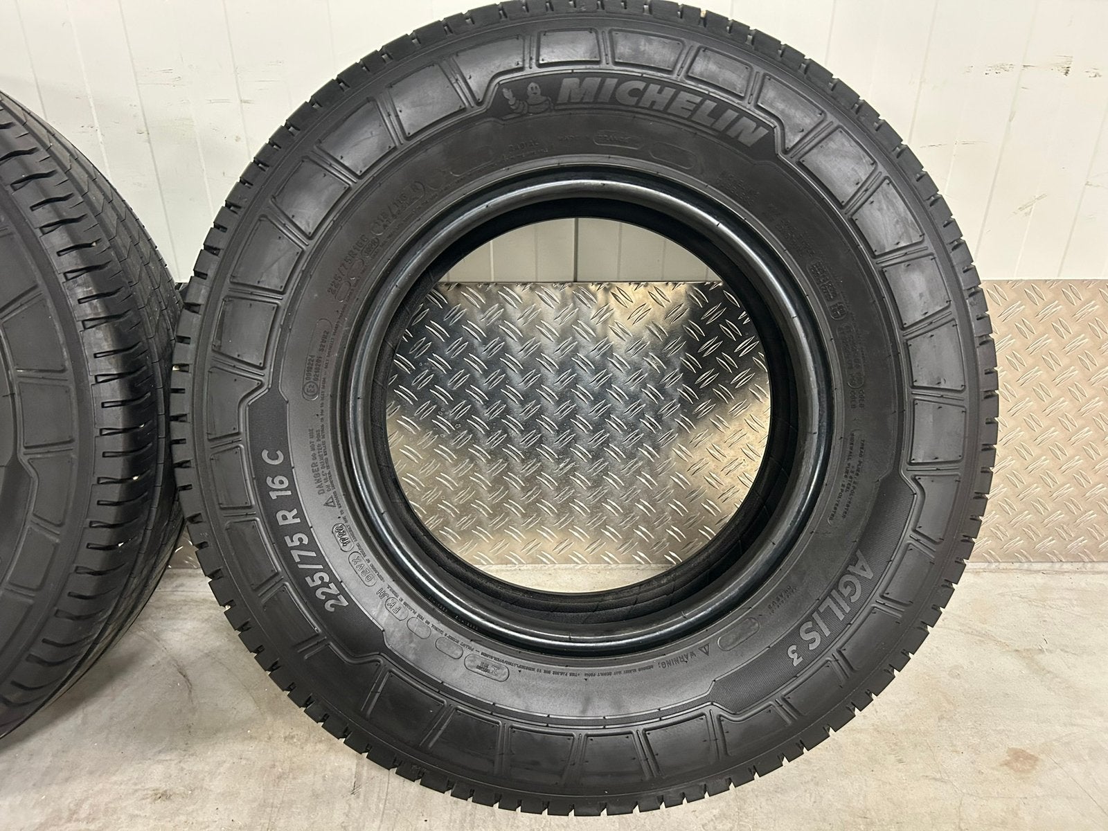 225 75 16 C michelin agilis cargo bestelbus camper 2ST