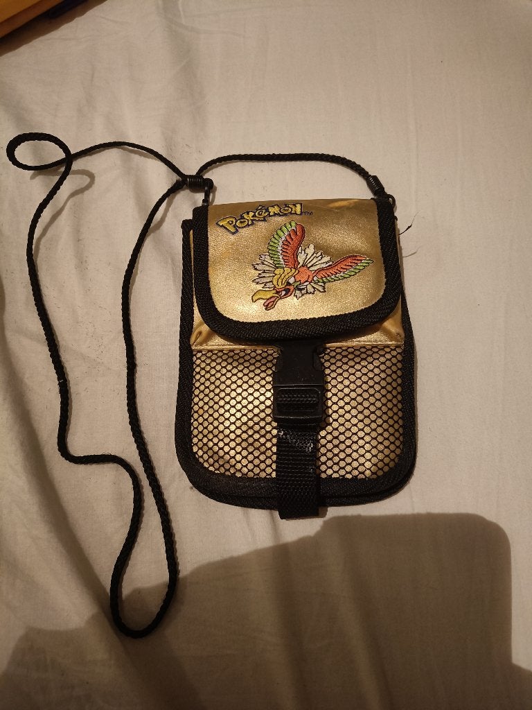 Pokemon Gold pouch, Ophalen of Verzenden, Gebruikt, Overige typen