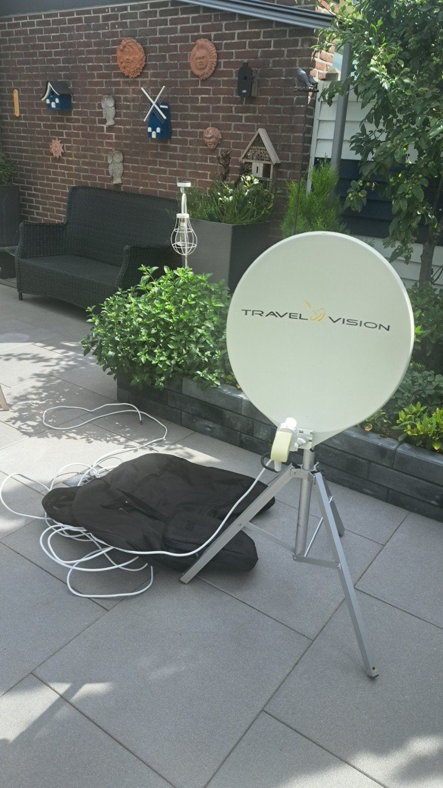 Travel Vision schotelantenne met statief en tas, Audio, Tv en Foto, Schotelantennes, Ophalen of Verzenden, Zo goed als nieuw, (Schotel)antenne