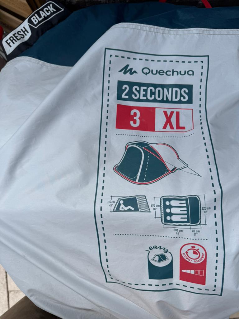 Quechua 2 seconds 3 XL (binnen tent, tentkoorden en haringen, Ophalen, Zo goed als nieuw