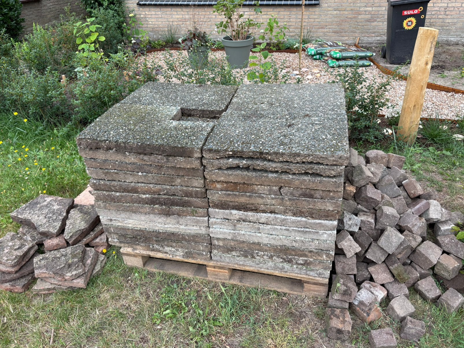 Grindtegels 60x40 gratis, Tuin en Terras, Tegels en Klinkers, Ophalen, Gebruikt, 10 m² of meer, Beton