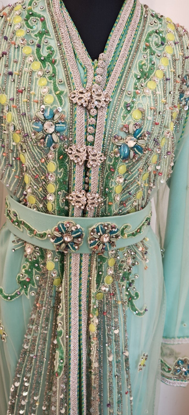 Prachtige Kaftan/Takchita/Lebsa met Borduurwerk en Kralen, Overige typen, Ophalen of Verzenden, Maat 36 (S), Gedragen