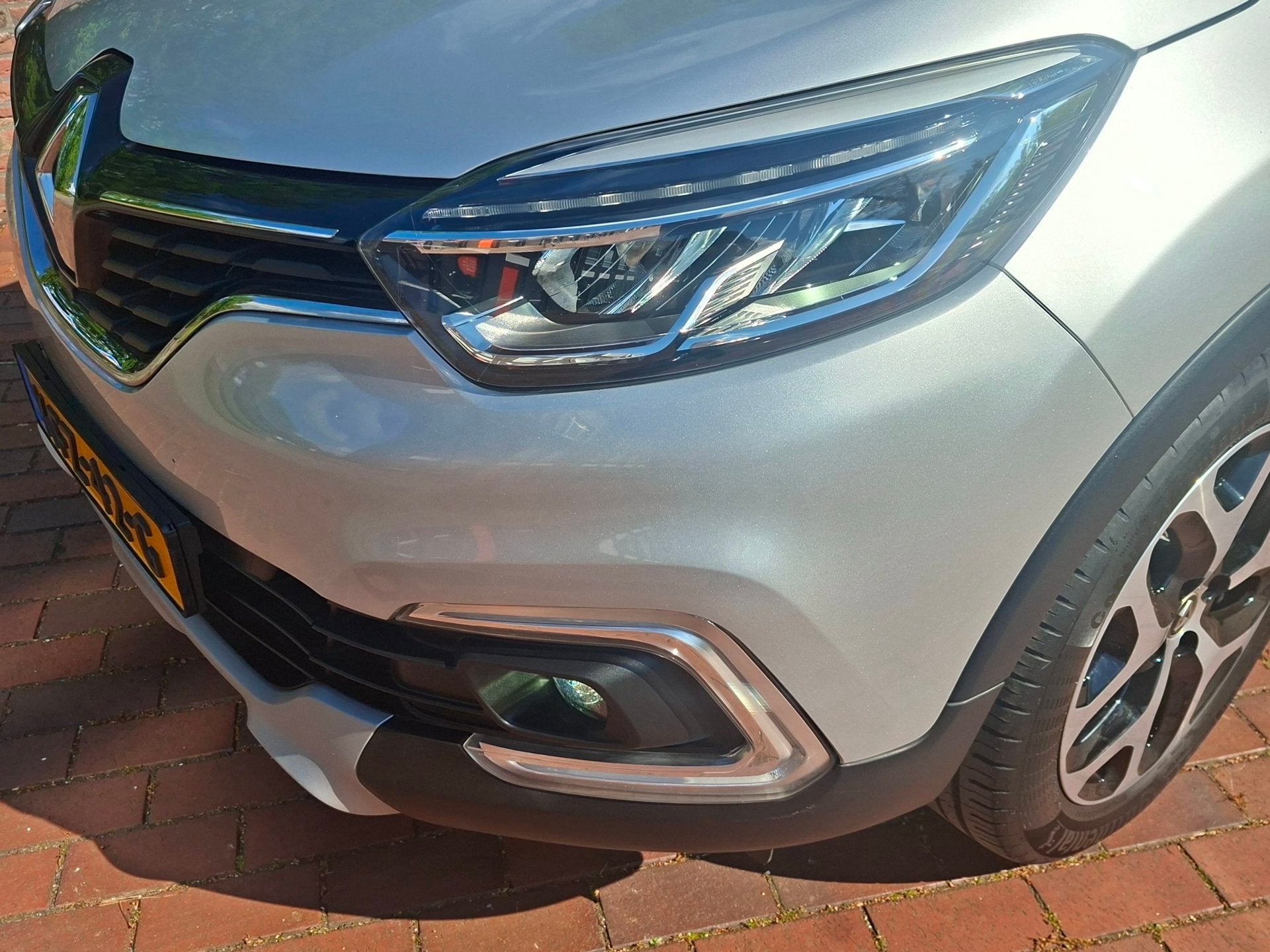 Foto 23 van Renault CAPTUR 0.9 TCe Life Navigatie Clima Xenon Isofix