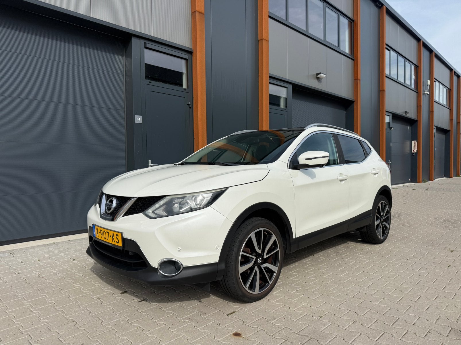 Nissan Qashqai Tekna 1.2 Dig-t 85KW 2WD 2015 Wit