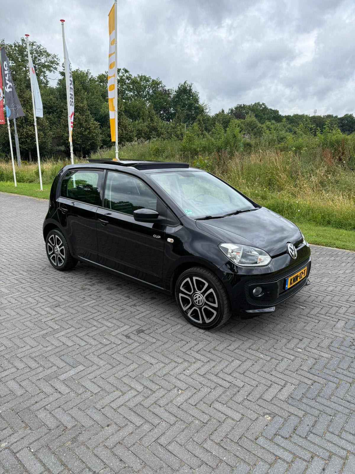 Vw up! Cup Panoramadak 5drs 75pk, Up!, Zwart, Handgeschakeld, Particulier