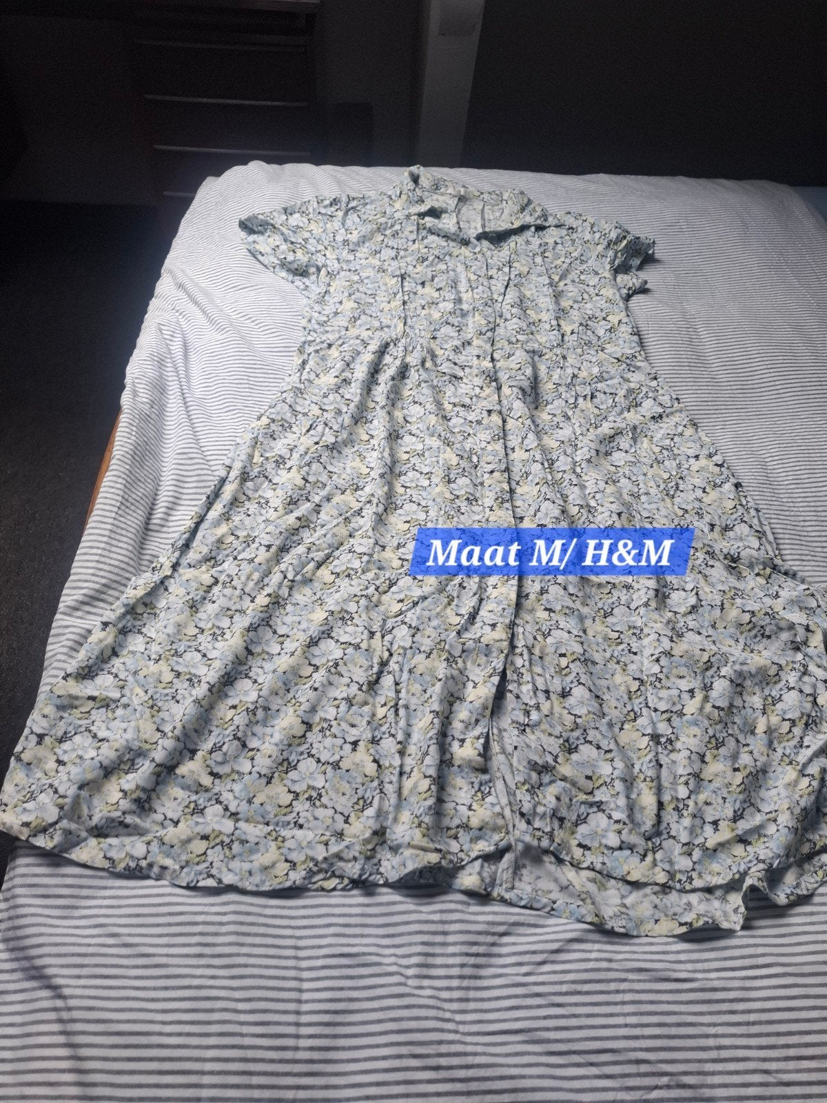 Jurken te koop, Kleding | Dames, Ophalen, Zo goed als nieuw, Maat 42/44 (L), Onder de knie
