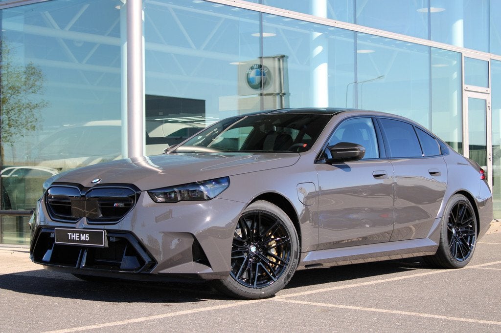 BMW 5 Serie M5 Automaat / M Drive Professional / Trekhaak /, Automaat, 4395 cc, Leder, Bedrijf