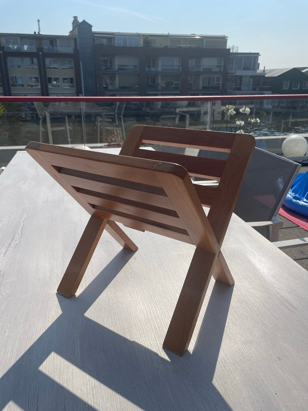 Houten lectuurbak / tijdschriftenrek, Ophalen, Gebruikt, Modern, Lectuurbak