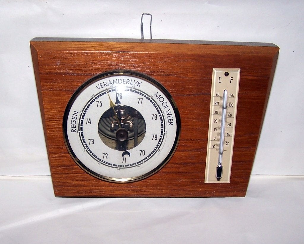 Vintage Barometer met thermometer. Izgs., Ophalen of Verzenden, Zo goed als nieuw, Barometer