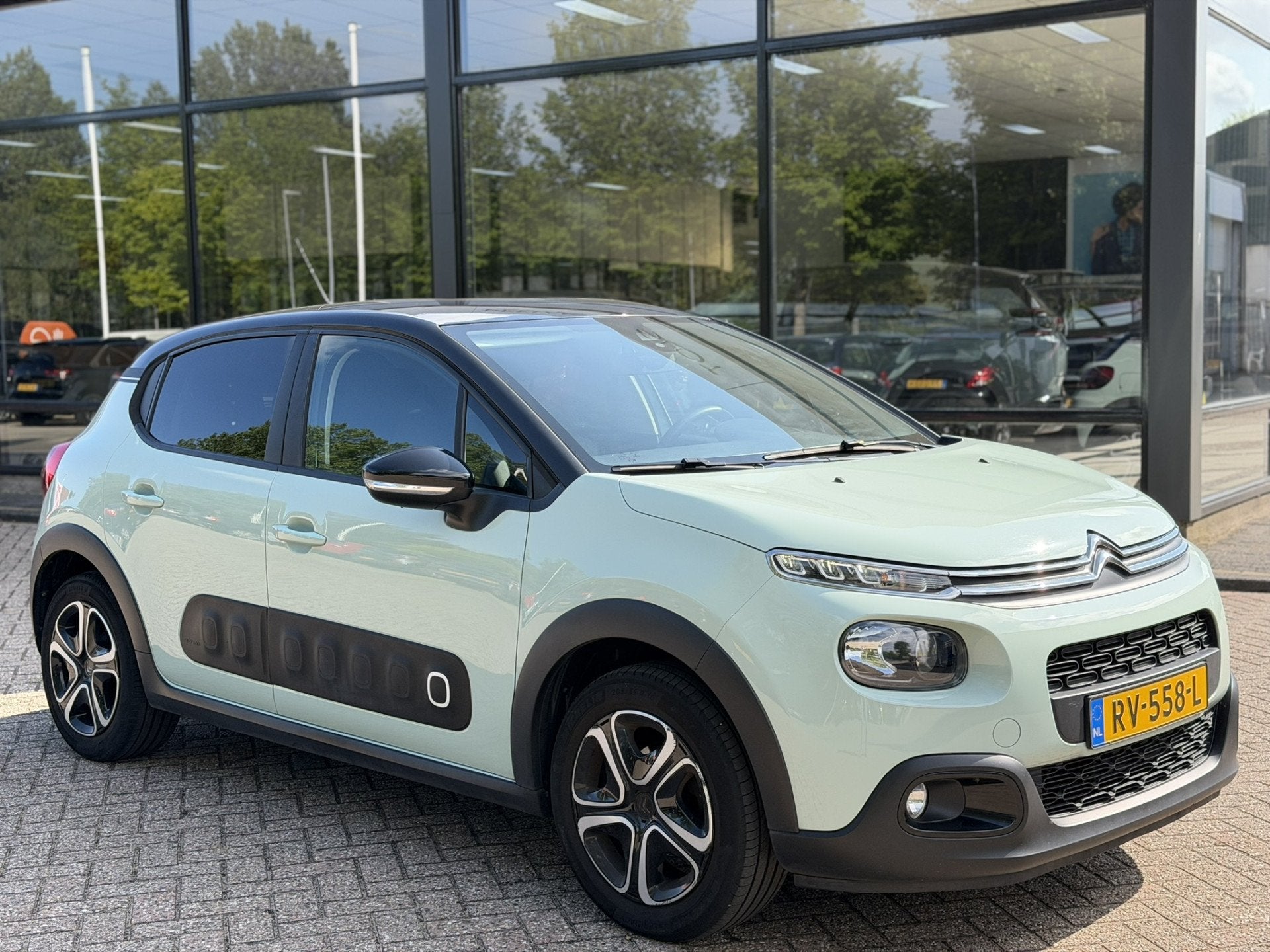 Citroën C3 82pk Feel Edition Navigatie|Airco|cruise, 1199 cc, 82 pk, 450 kg, Origineel Nederlands