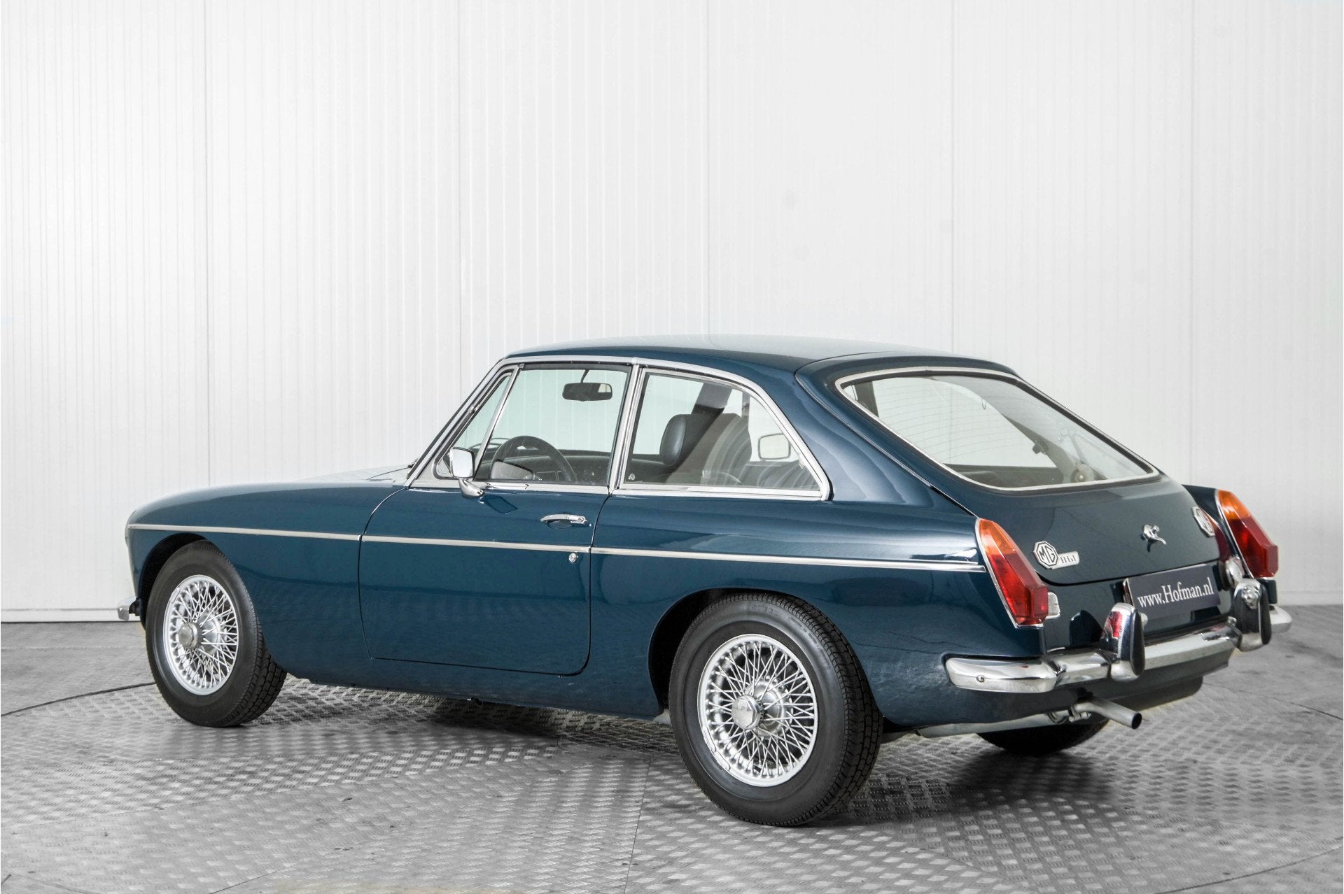 MG B GT Overdrive . (bj 1972), foto 6