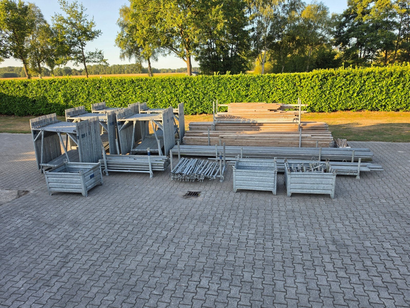 Nette Complete GEVELSTEIGER / Metselsteiger H-Bok,buis,klem, Doe-het-zelf en Verbouw, Ophalen of Verzenden, Gebruikt, Gevelsteiger