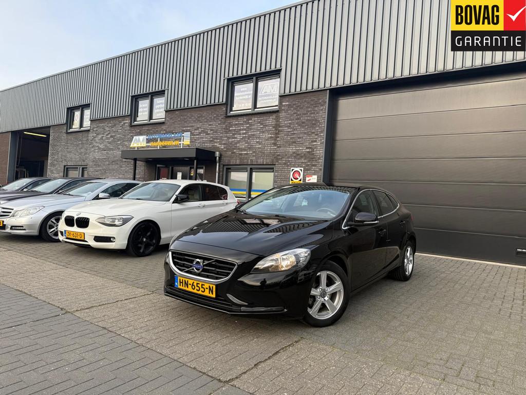 Volvo V40 2.0 D2 Summum Business | 1E EIGENAAR | NAVI | CRUI, Voorwielaandrijving, Stof, Gebruikt, 4 cilinders