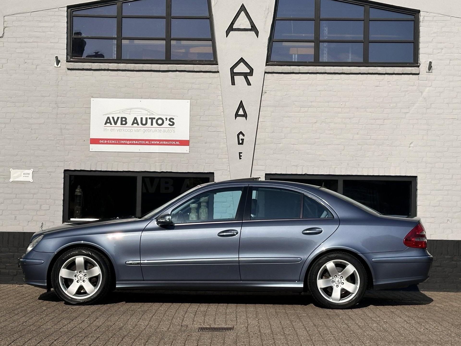 Mercedes-Benz E-klasse 500 Avantgarde Navi Panoramadak, Automaat, Achterwielaandrijving, Blauw, Leder