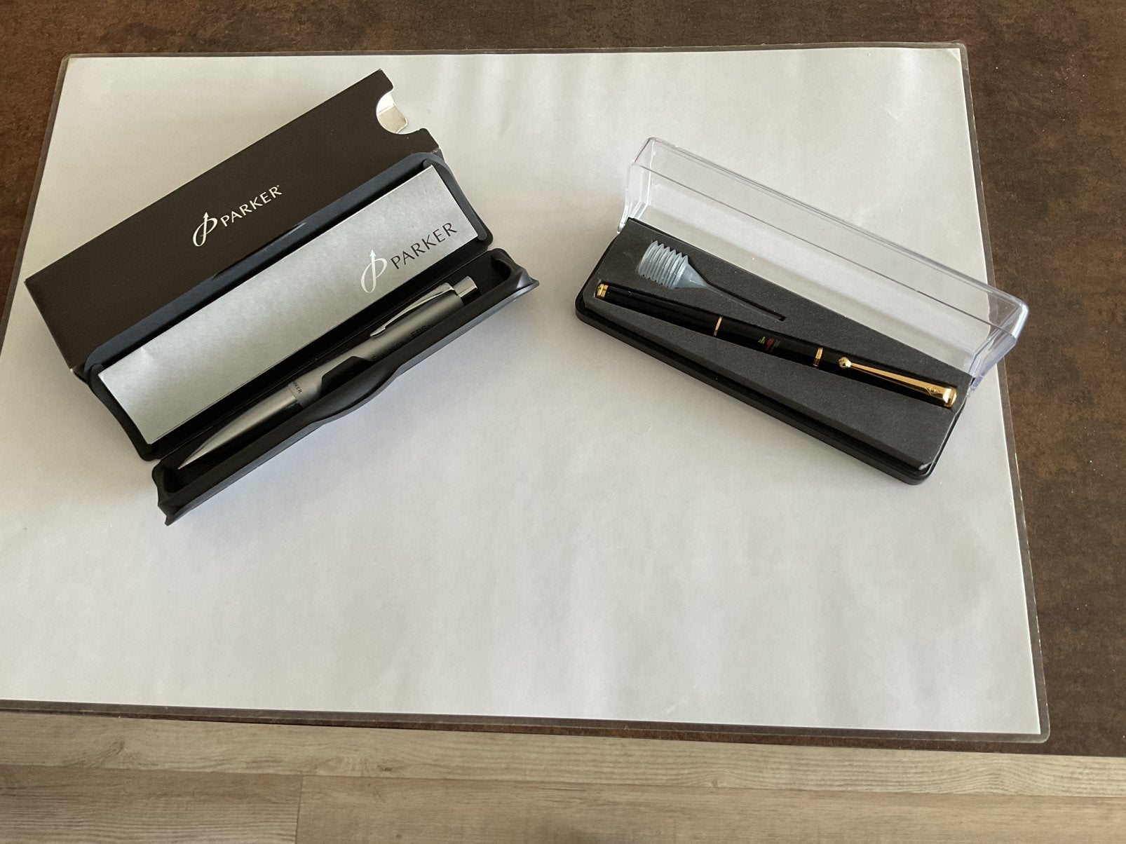 Pennensets 2 stuks, 1x Parker Urban Twist balpoint zie onder, Ophalen of Verzenden, Nieuw, Balpen, Overige merken