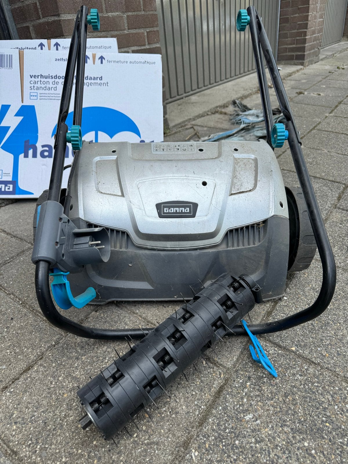 Gamma elektrische verticuteermachine/gazonbeluchter, Ophalen, Gebruikt, 30 t/m 39 cm, Elektrische grasmaaier