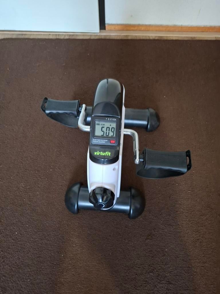 VirtuFit Stoelfiets - Compact en Effectief, Ophalen, Kunststof, Gebruikt, Stoelfiets
