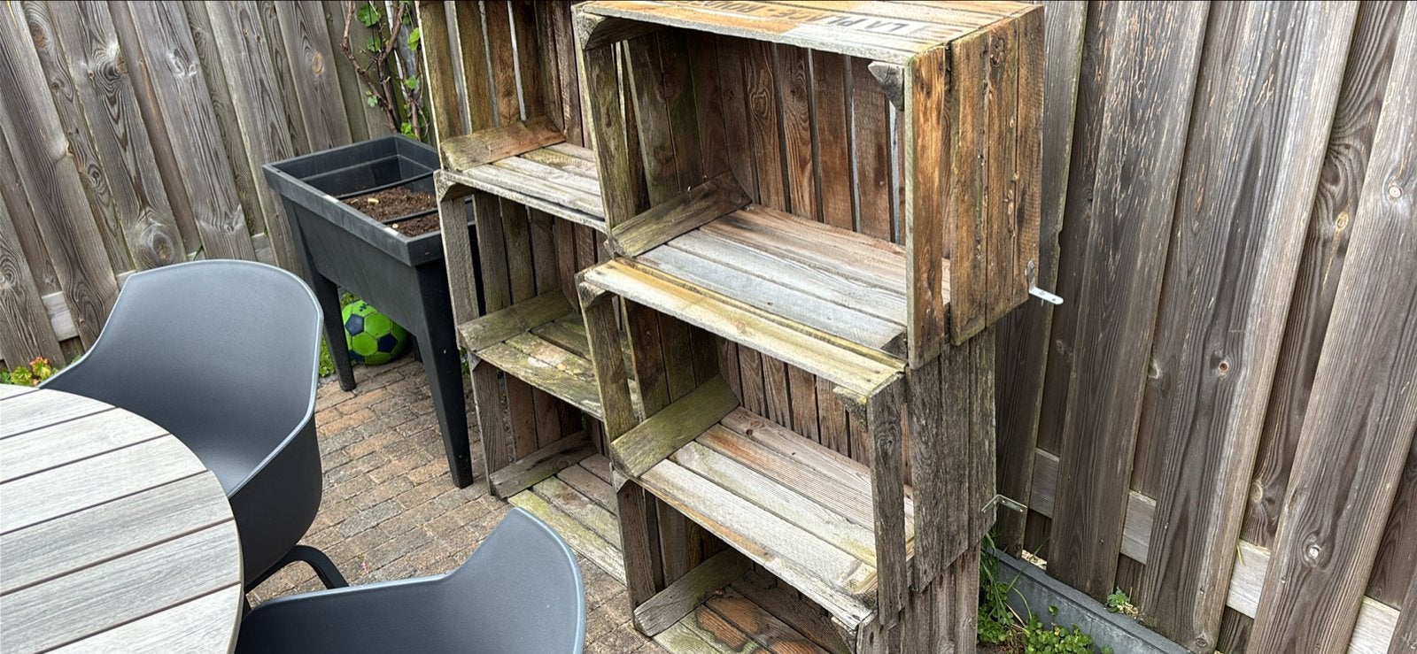 Decoratieve houten kisten / rek voor buiten, Ophalen, Gebruikt