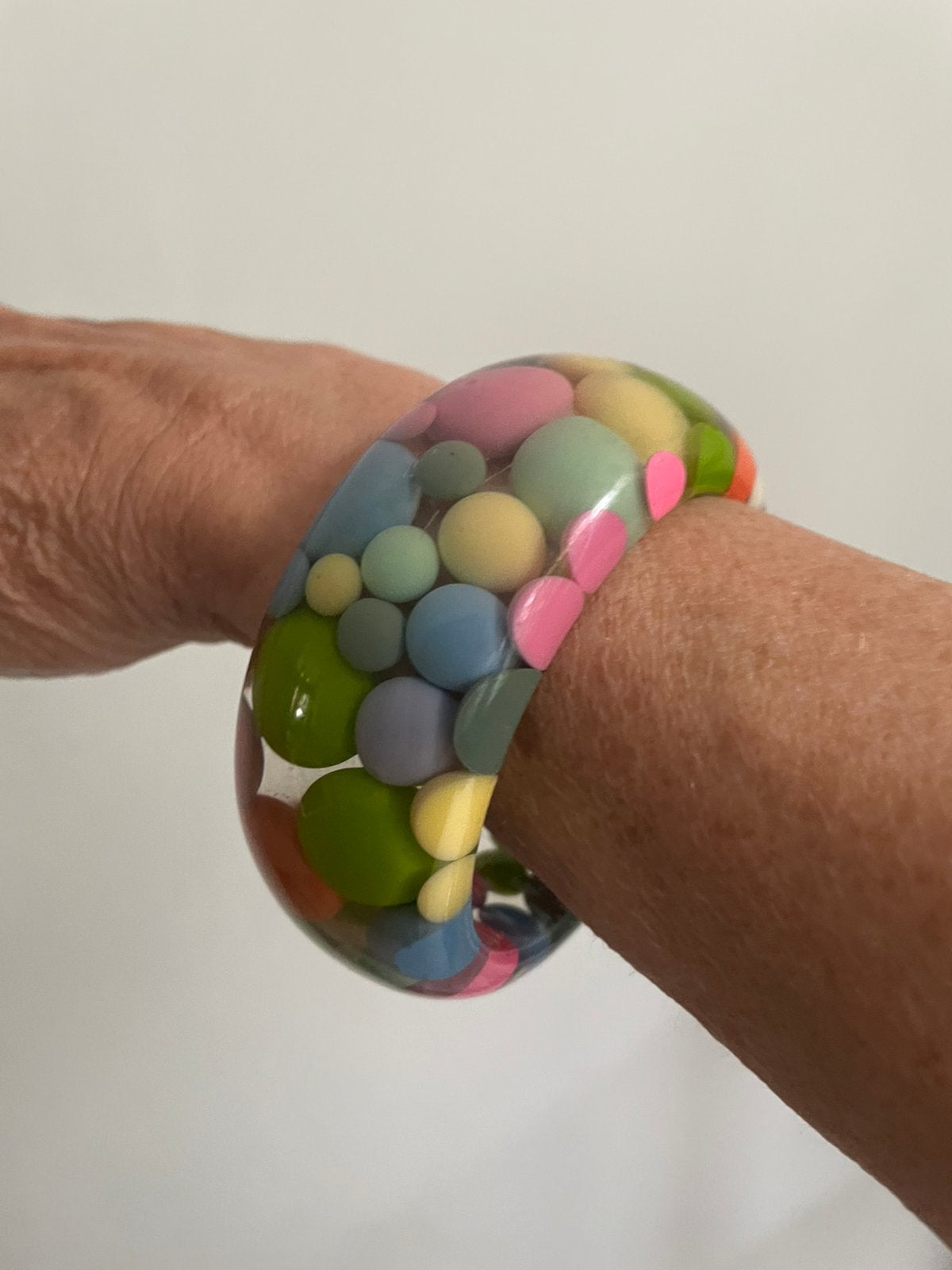 Sobral hars armband confetti pop serie heel goed, Ophalen of Verzenden, Zo goed als nieuw