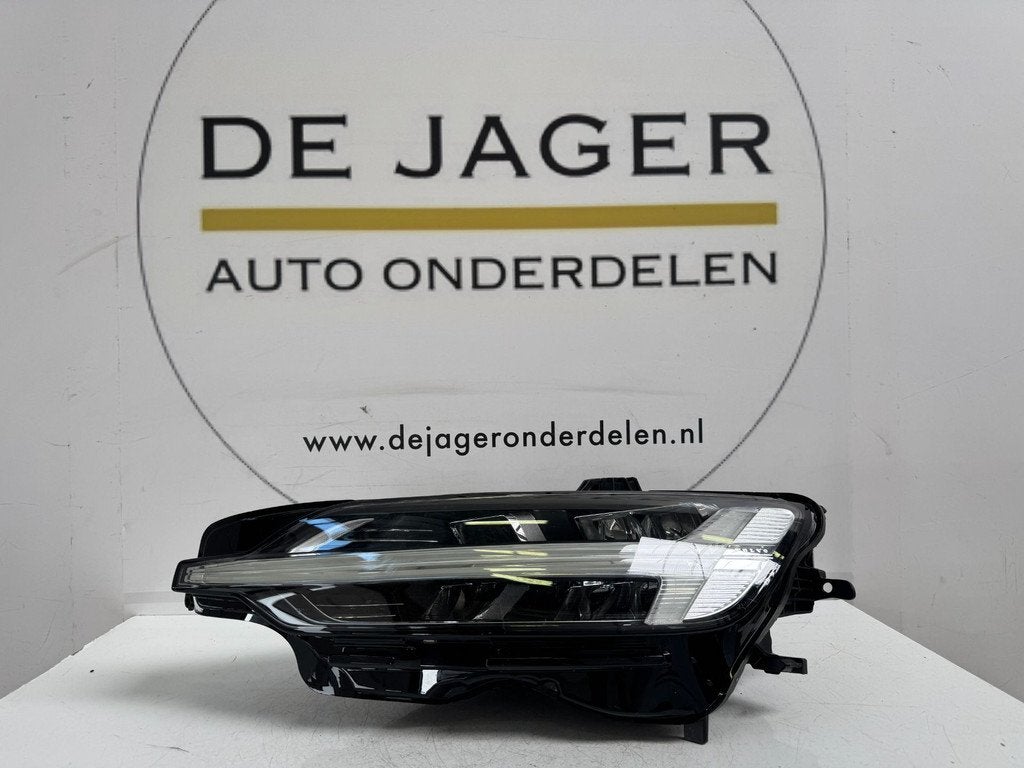 VOLVO V60 S60 FULL LED HIGH BEAM KOPLAMP LINKS 32228809, Auto-onderdelen, Verlichting, Gebruikt, Gunnar Engellaus vag 8
405 31  Gothenburg, SE