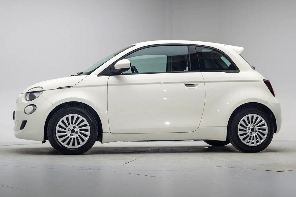 Fiat 500E 24 kWh 3-Fase [ Apple/Android Clima Verkeersbordhe, Auto's, Fiat, 0 cilinders, Gebruikt, 95 pk, Wit