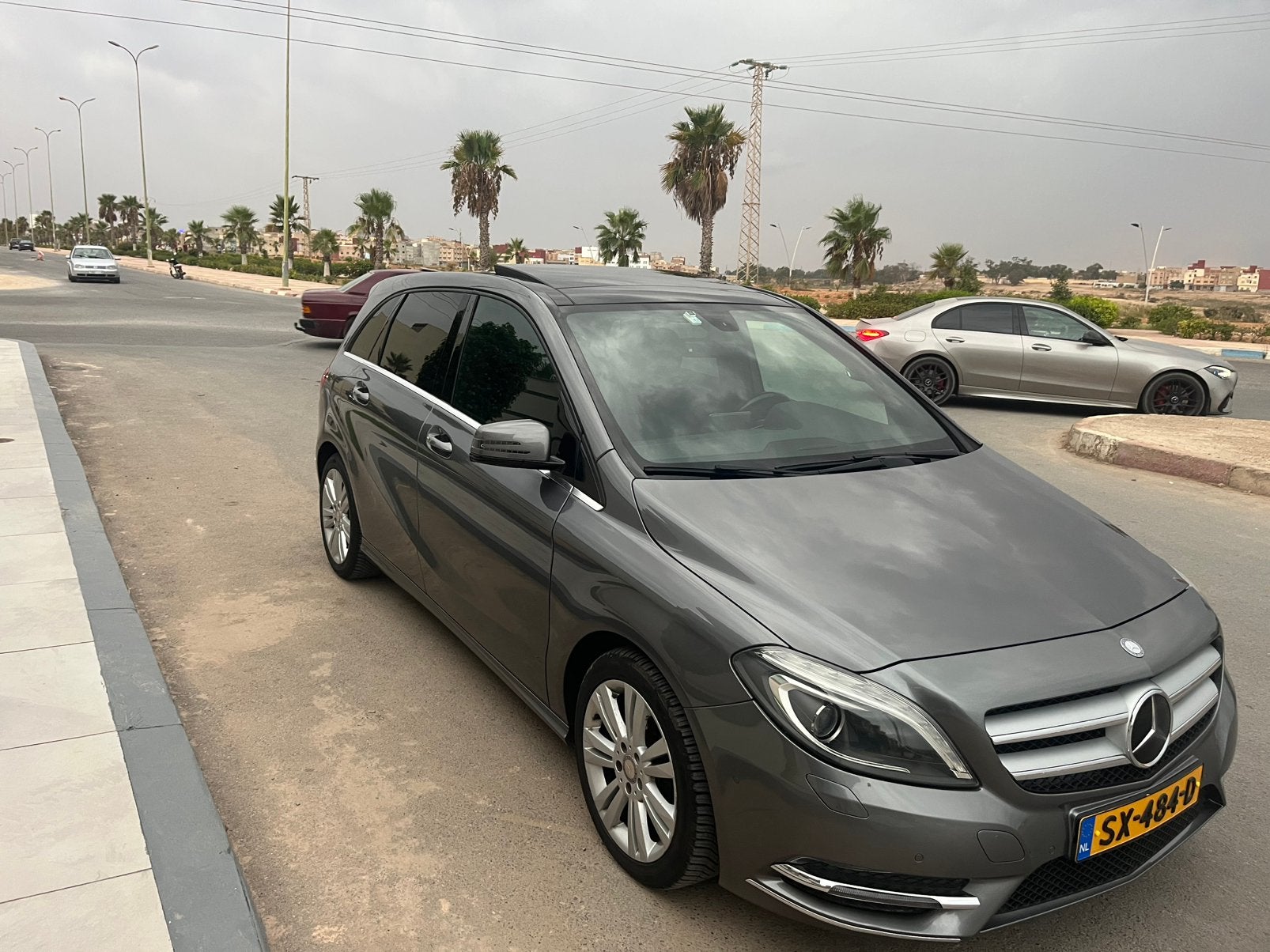 Mercedes-Benz B-Klasse 1.8 CDI B200 BE 5DRS 2012 Grijs, Automaat, 4 cilinders, 1796 cc, 23 km/l