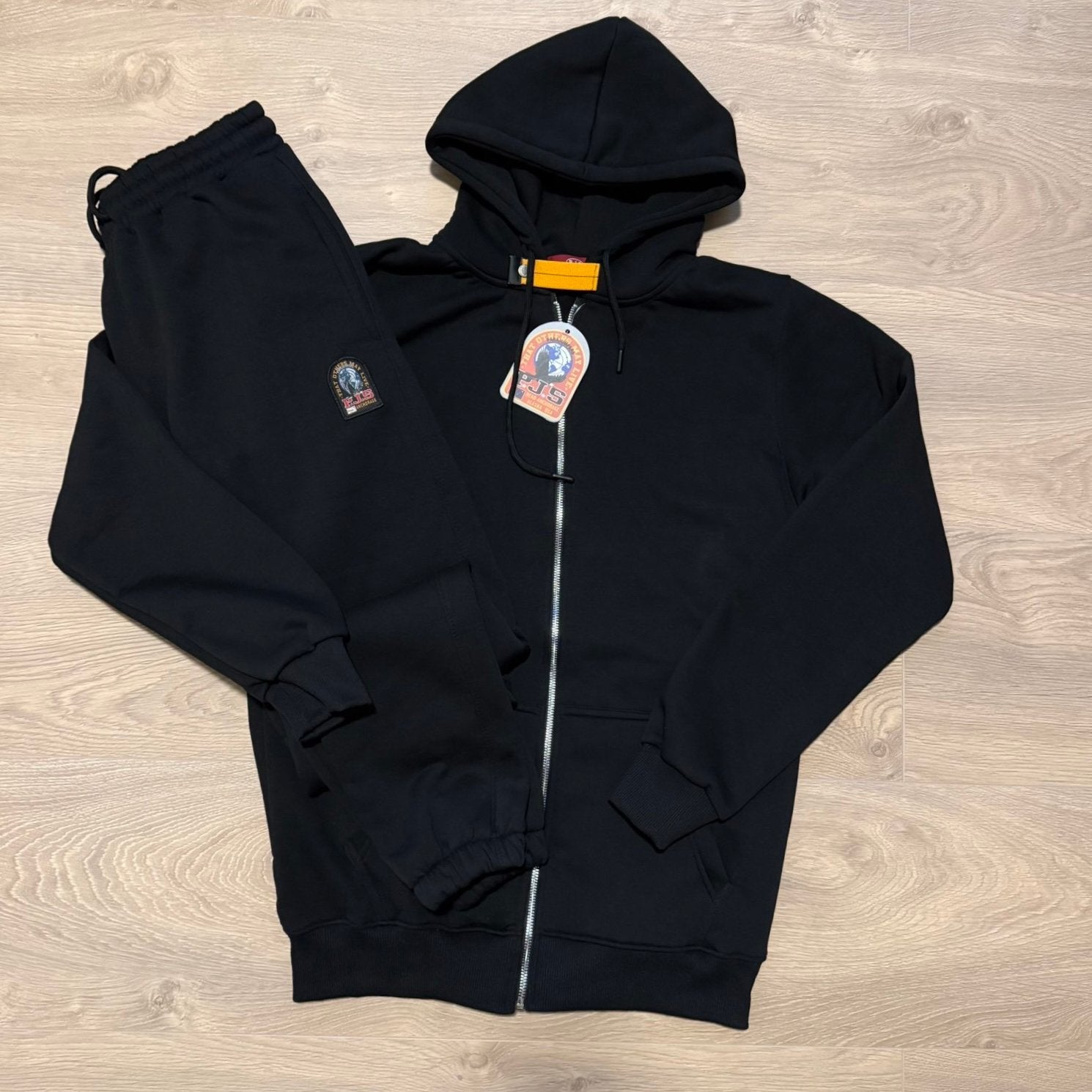 Parajumpers Zwart Trainingspak | Maat L | Met Tags, Kleding | Heren, Sportkleding, Maat 52/54 (L), Zwart, Nieuw, Ophalen of Verzenden