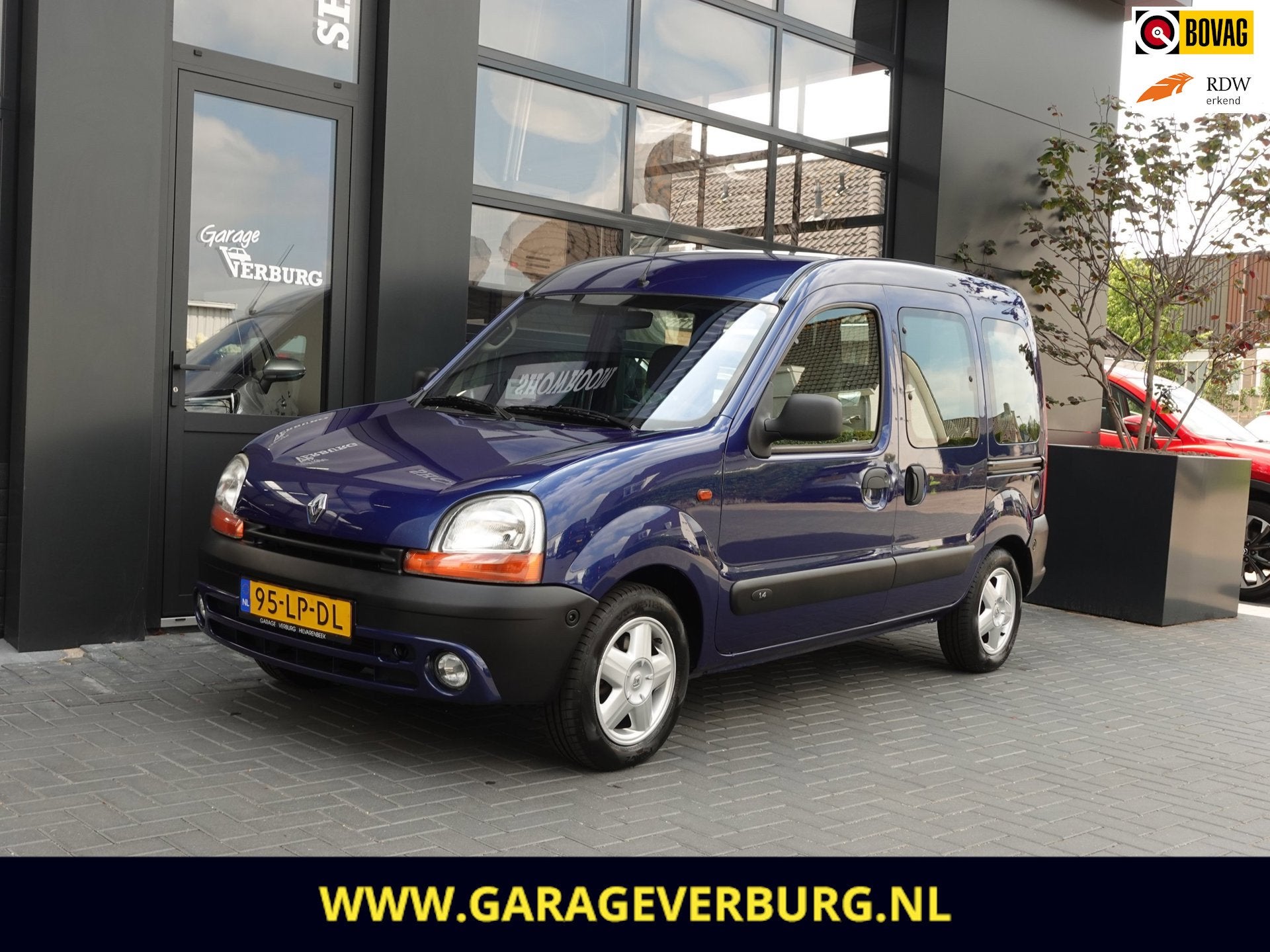 Renault Kangoo 1.4 Privilège Rolstoel / Invalide auto / 3 z, Stof, Gebruikt, 4 cilinders, Blauw