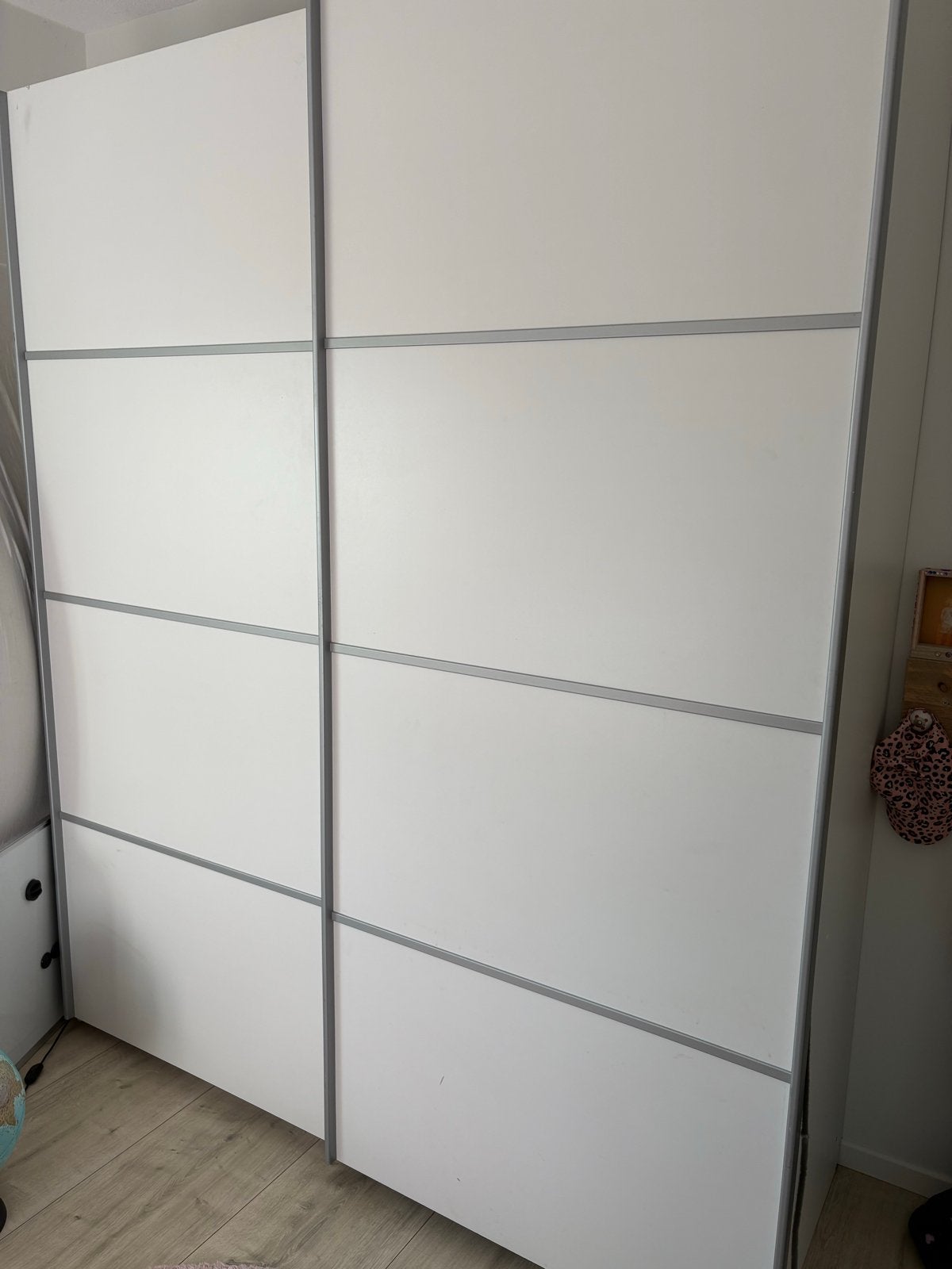 Witte kledingkast met schuifdeuren, Ophalen, Met plank(en), Gebruikt, 200 cm of meer