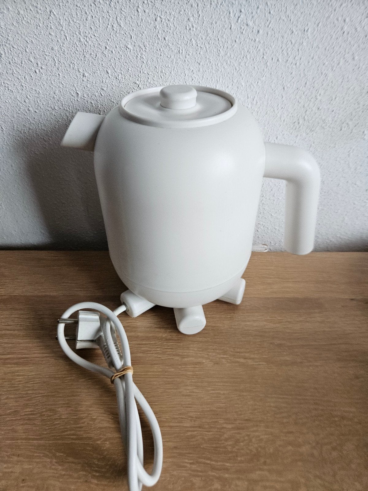 Hema Ketelbinkie waterkoker, Witgoed en Apparatuur, Waterkokers, 1 tot 2 liter, Ophalen of Verzenden, Gebruikt
