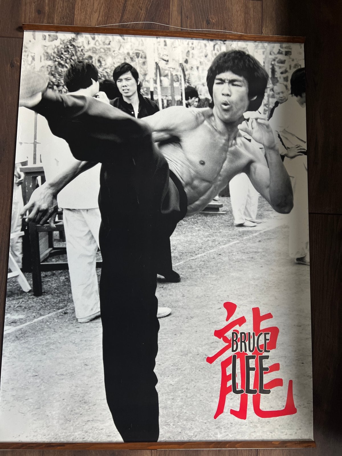 Bruce Lee Poster - Iconische Kung Fu Legende, Met lijst, Ophalen of Verzenden, A1 t/m A3, Film en Tv