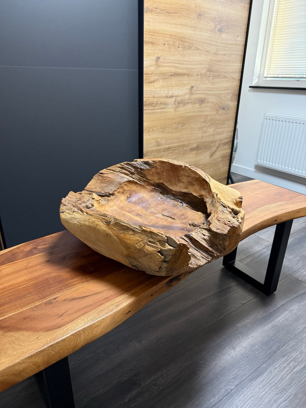 Unieke handgemaakte houten schaal van boomstronk, Huis en Inrichting, Ophalen, Schaal, Zo goed als nieuw, Handgemaakt