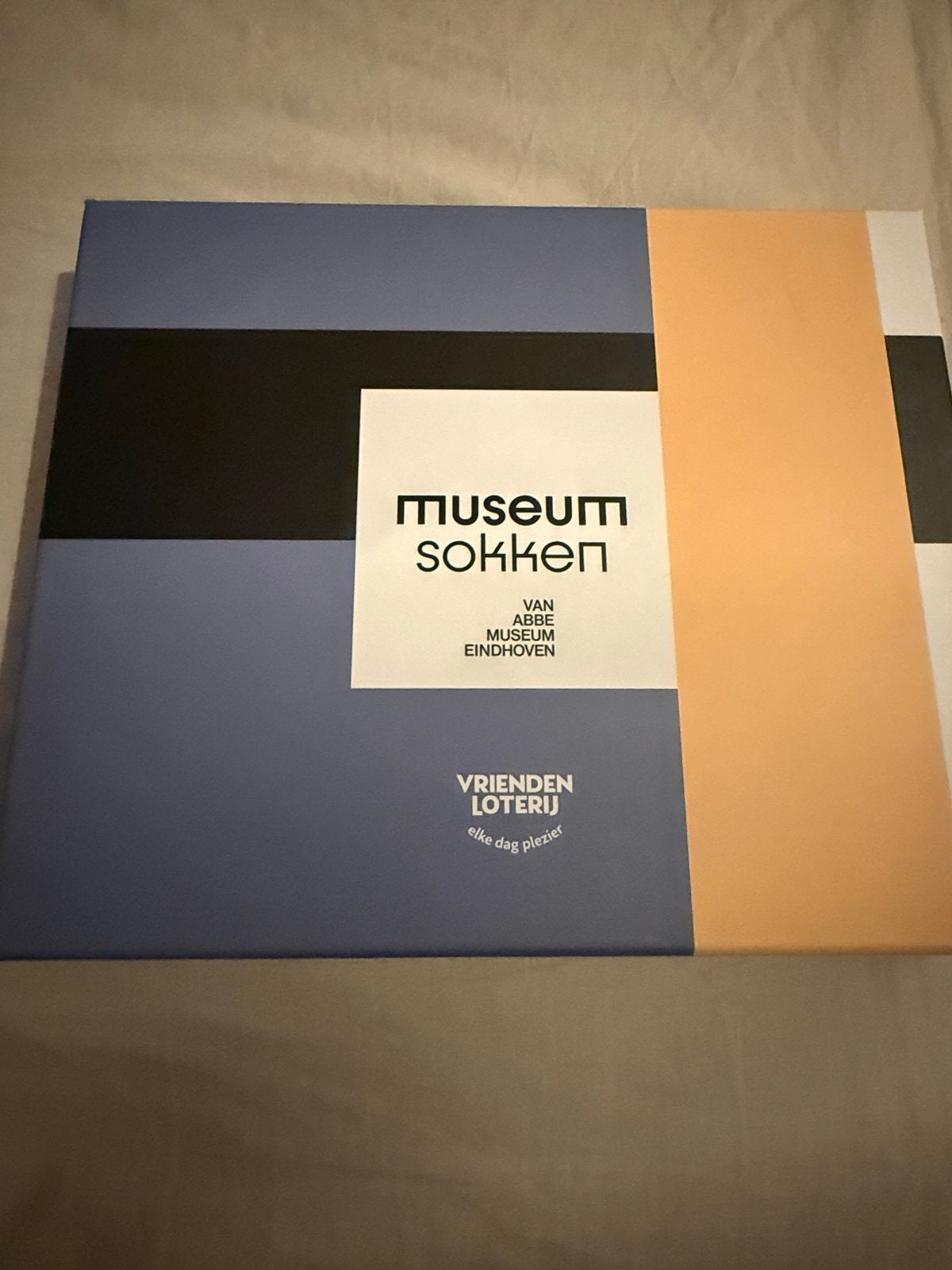 Museum Sokken Van Abbemuseum Eindhoven - Nieuw, Kleding | Heren, Ophalen of Verzenden, Nieuw, Maat 43 t/m 46, Overige kleuren