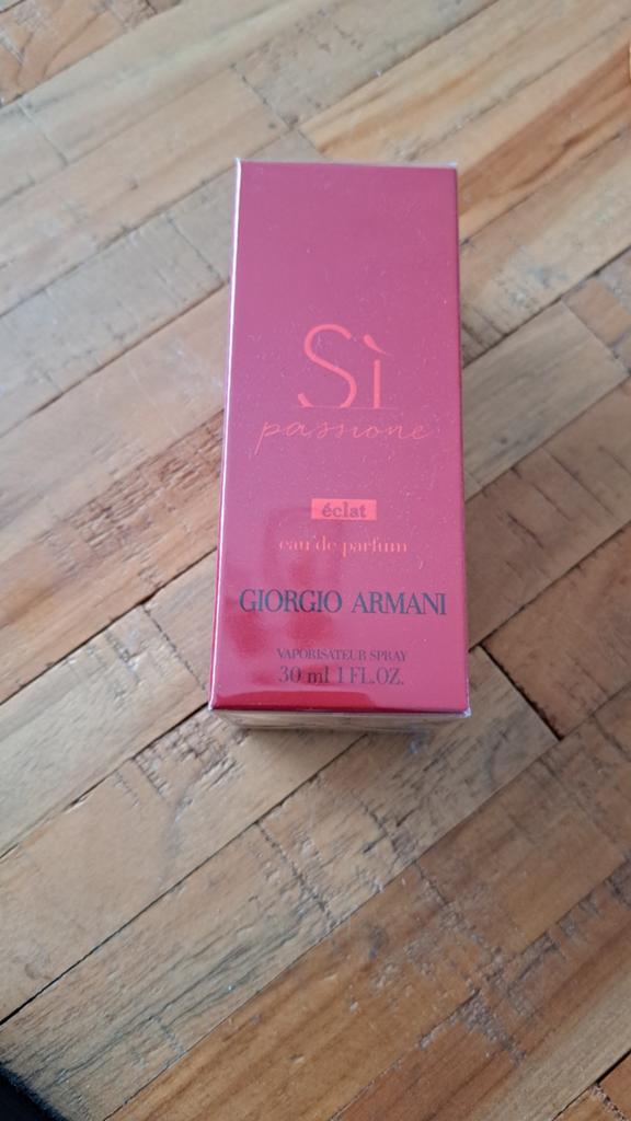 Nieuw! Giorgio Armani Sì Passione Éclat Eau de Parfum 30ml, Ophalen of Verzenden