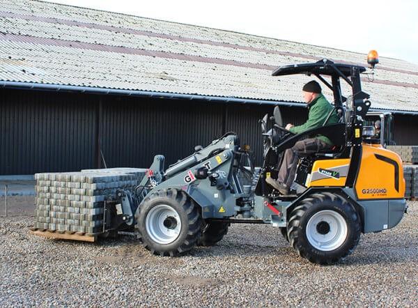 Te Huur Giant mini shovel wiellader, Verzenden, Zo goed als nieuw