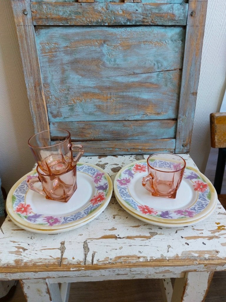 Vintage gebloemde ontbijtbordjes Arcopal France, Antiek en Kunst, Antiek | Servies los, Ophalen of Verzenden