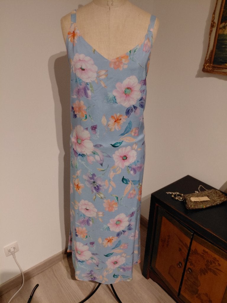 Atmos prachtige jurk m46, Verzenden, Zo goed als nieuw, Maat 46/48 (XL) of groter, Onder de knie