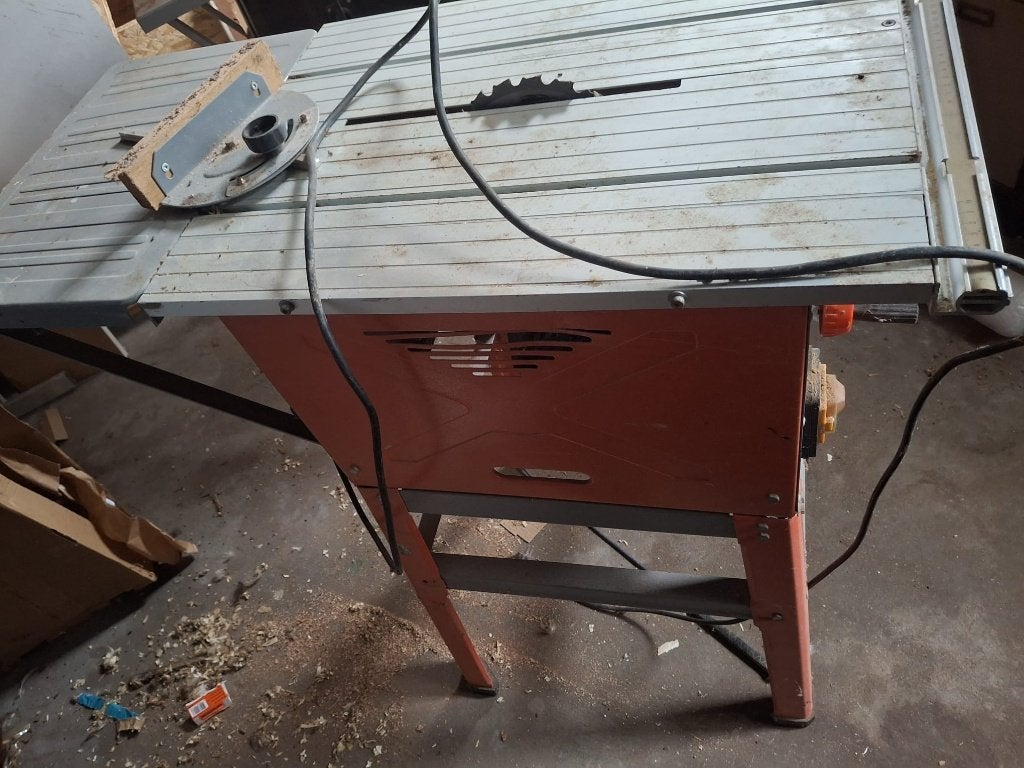 zaagtafel oranje, Ophalen, Gebruikt