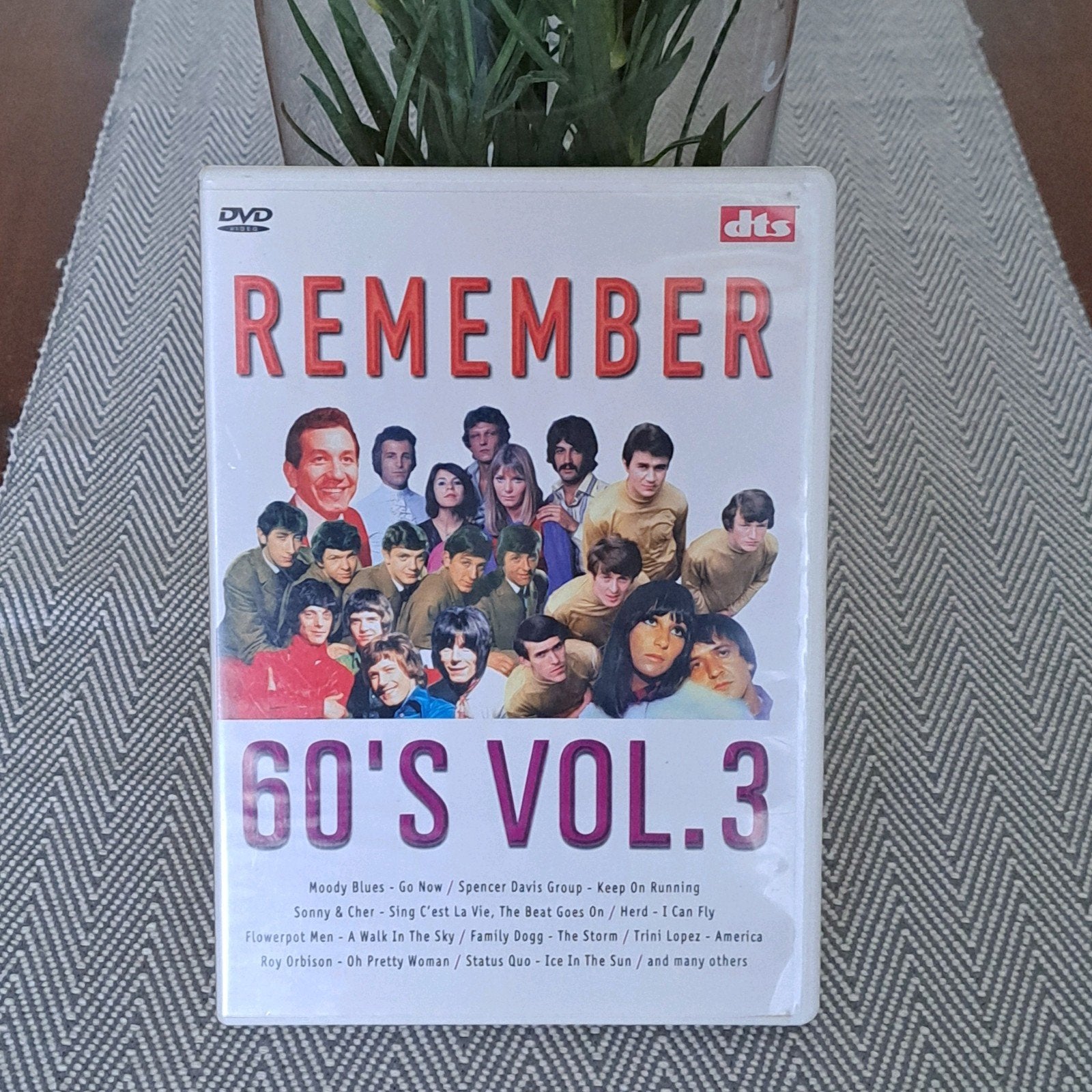 dvd Remember 60's  vol.3. [.clips ], Alle leeftijden, Ophalen of Verzenden, Zo goed als nieuw, Muziekvideo's