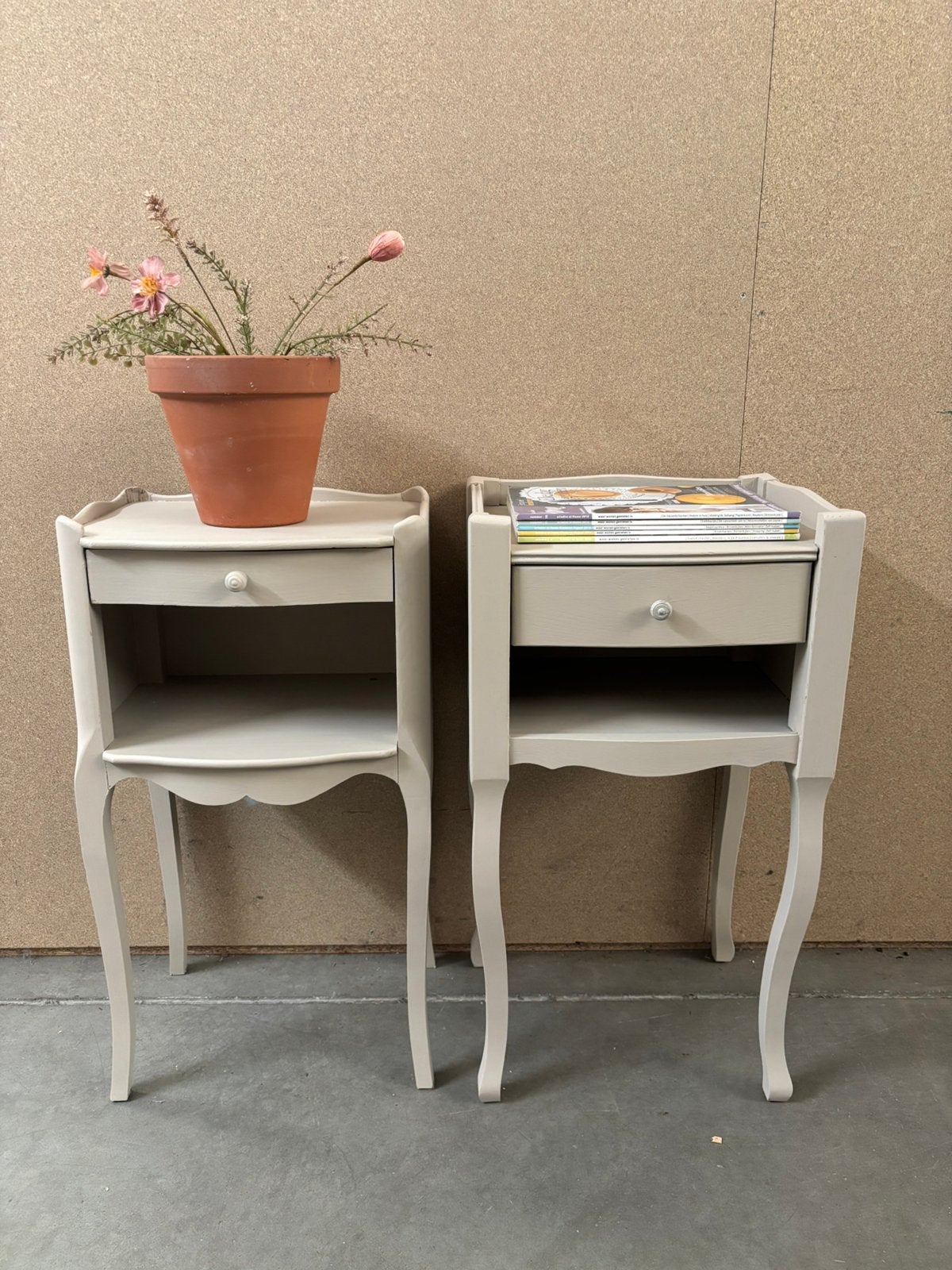 Brocante Nachtkastjes, Studio Larilo, Minder dan 45 cm, Zo goed als nieuw, Hout