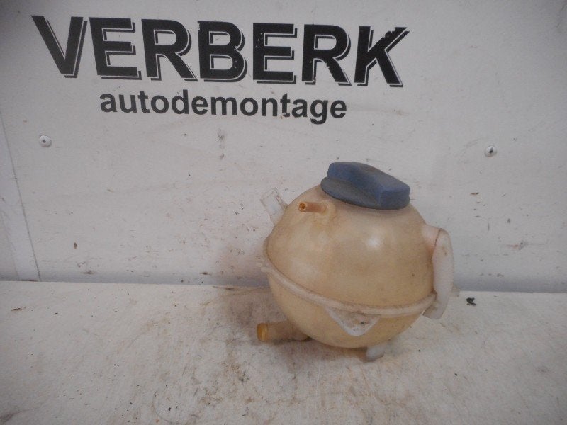 Koelvloeistof Reservoir Volkswagen Golf IV (1J1) 1jo121403b, Gebruikt, Volkswagen, Volkswagen AG, Kundenbetreuung@volkswagen.de