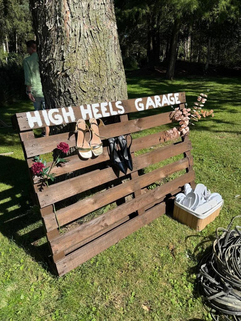 High heels garage, Ophalen, Gebruikt