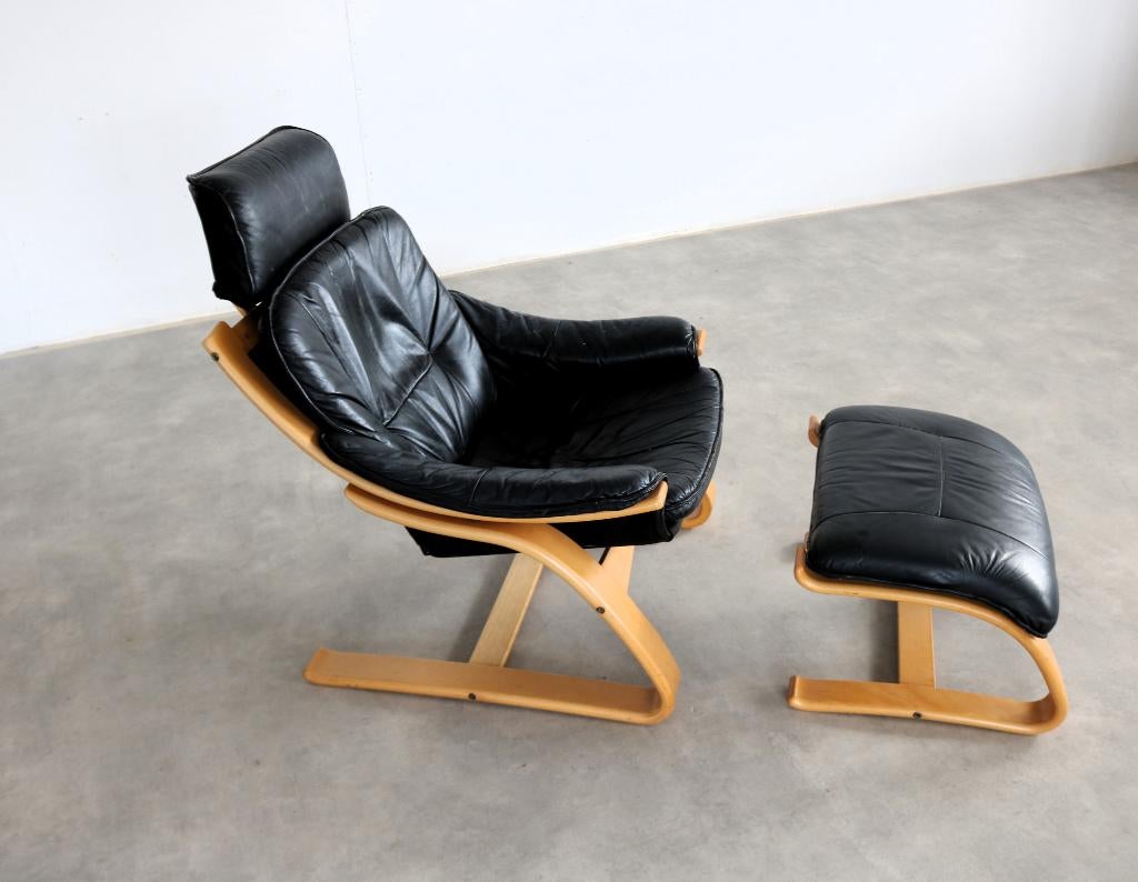 vintage fauteuil met hocker | easy chair | jaren 70 | Zweeds, Huis en Inrichting, Fauteuils, Gebruikt, ., 75 tot 100 cm, Ophalen of Verzenden