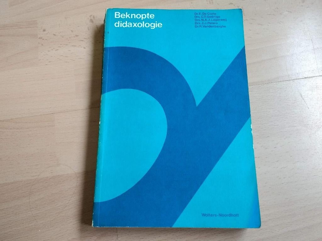 Boek Beknopte didaxologie De Corte 1980, Boeken, Ophalen of Verzenden, Beta, Gelezen, HBO
