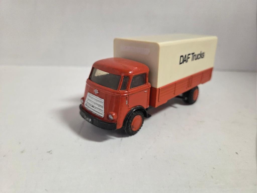 Lion Car DAF A DAF Trucks 1:50, ., Ophalen of Verzenden, Zo goed als nieuw, .
