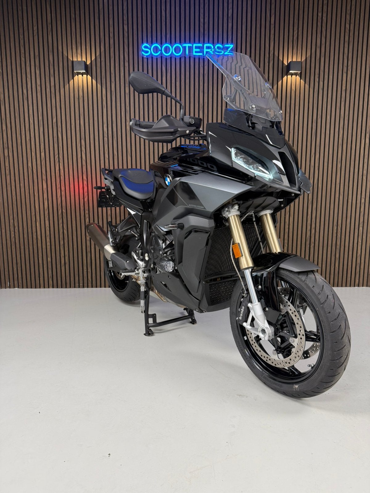 Bmw S1000XR 2022 | Tripple black | 6000Km | Akrapovic, Bedrijf, Toermotor