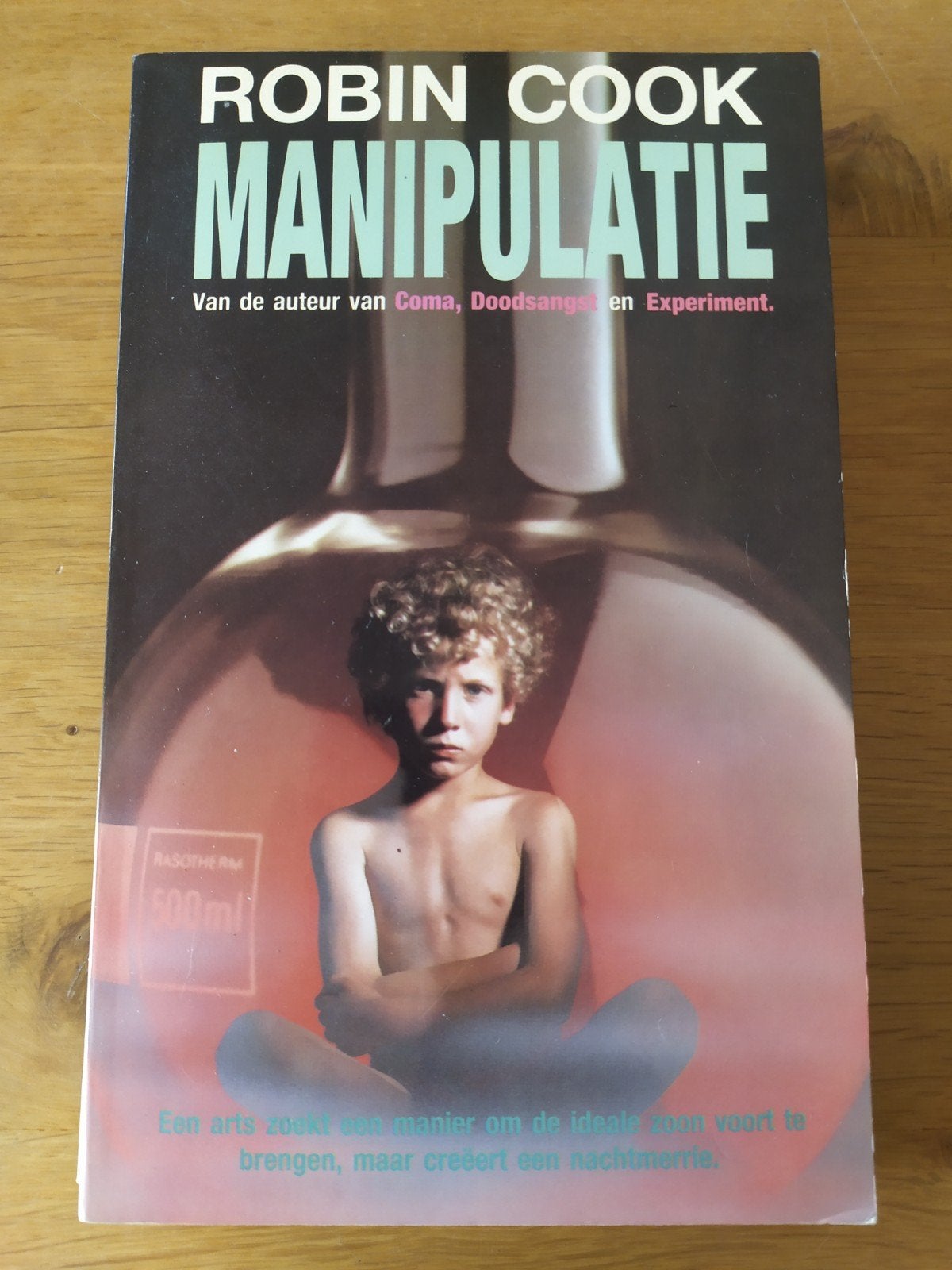 Robin Cook - Manipulatie (Thriller), Boeken, Ophalen of Verzenden, Gelezen, Robin Cook, Europa overig